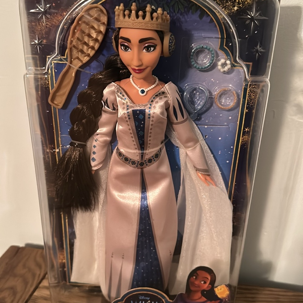Disney wish. Queen Amaya of Rosas. New - Picture 3 of 4